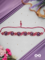 VARNAMALA ABHUSHANA - ADORNMENT OF COLORS - HEADBAND WITH GEMSTONES AND BEADS IN FLORAL PATTERNS