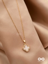 Mystic Clover - Crystal Embellished 2-in-1 Pendant (Black and White)