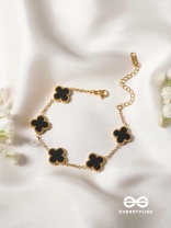 GOLDEN BLACK CLOVER - HOLOGRAPHIC STAINLESS STEEL 18K GOLD PLATED ANTI TARNISH BRACELET