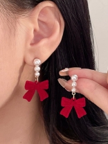 RUBY GRACE - TIMELESS RED BOW & PEARL EARRINGS