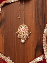 KSHIRANILA - MILKY SKY - ELEGANT KUNDAN PEARL MAANGTIKA WITH A CENTRAL ROUND POLKI ENAMEL DETAIL