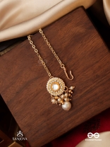 KANAKLEKHA - GOLDEN GLEAM- ROUND POLKI ACCENTED MAANGTIKA WITH DEWY WHITE PEARLS AND WARM EARTHY TONE BEADS
