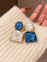 OCEAN DUET- GLOSSY COLORBLOCK EARRING