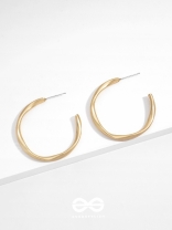 The Subtle Affirmation Golden Twists Hoop Earrings