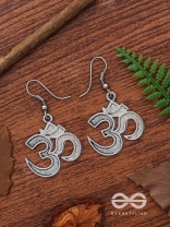The Ohm - Tiny Trinket Earrings 