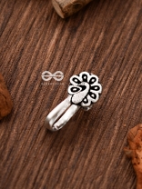 The Little Oxidised Peacock Non-piercing Boho Nosepin