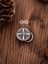 The Little Emblem Non-piercing Boho Nosepin