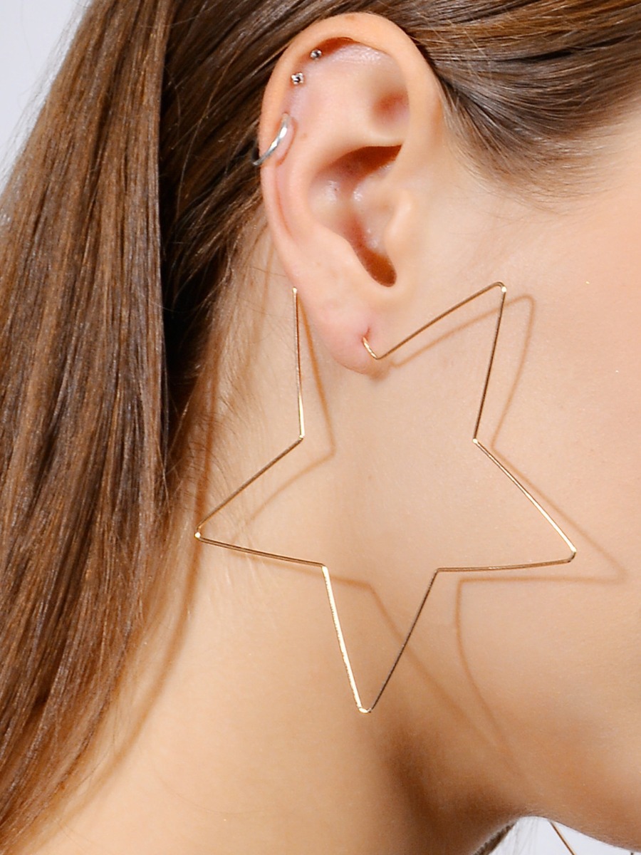 Effortlessly chic and stylish- star shaped hoops